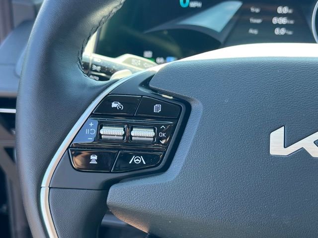 Certified 2024 Kia EV6 Light AWD/4WD image 22