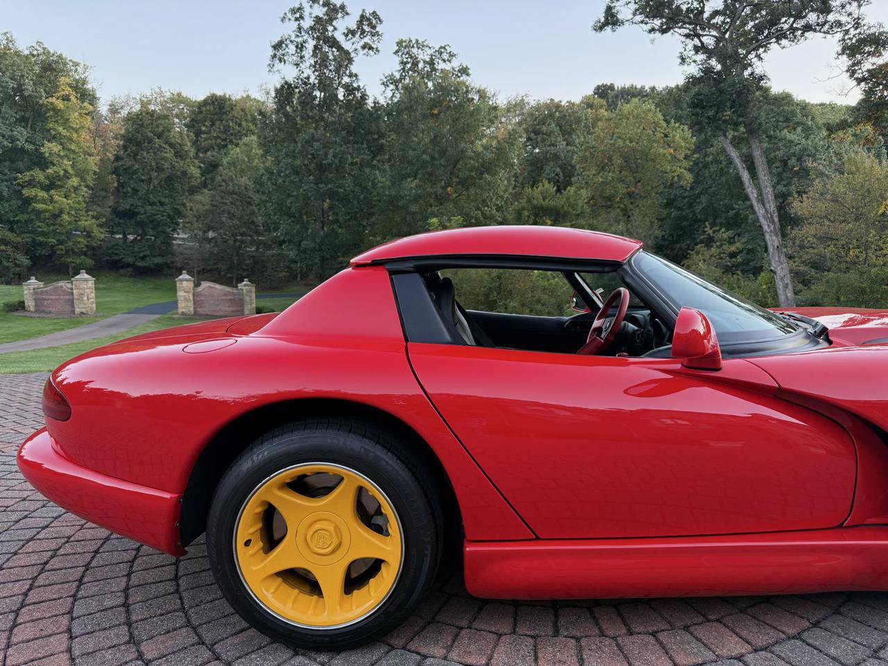 Used 1996 Dodge Viper RT/10 RWD image 13