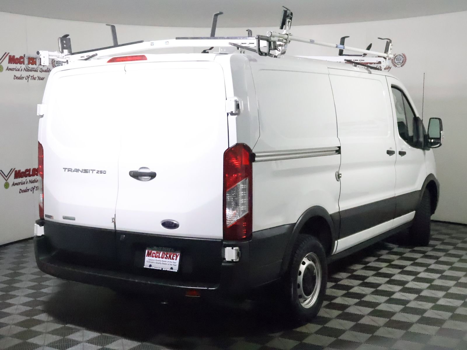 Used 2020 Ford Transit 250 Low Roof RWD image 5