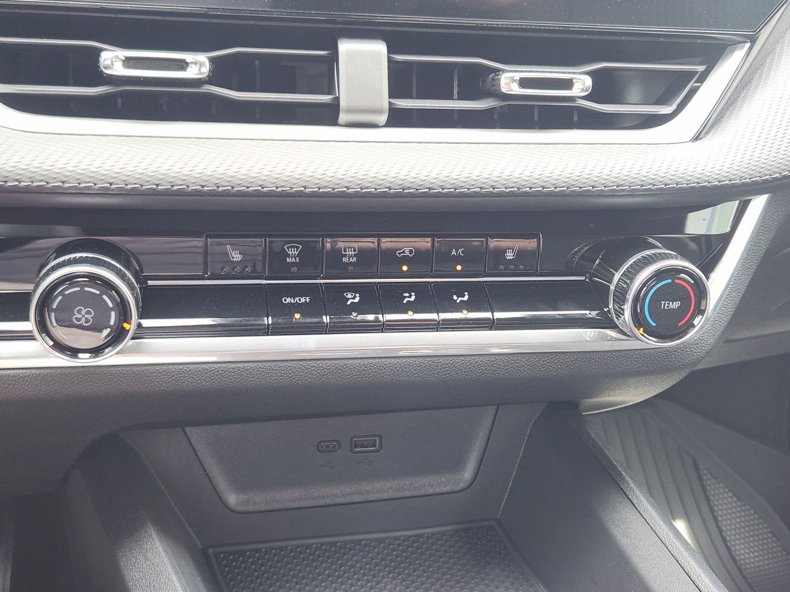 New 2026 Chevrolet Equinox LT image 17