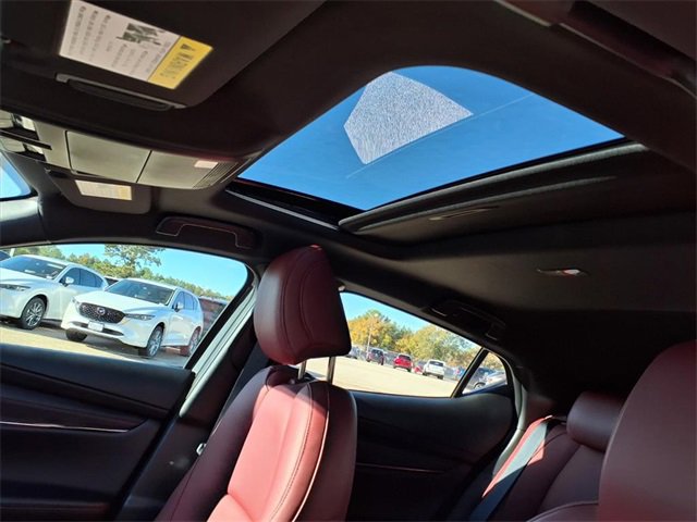 New 2026 MAZDA MAZDA3 Carbon image 9