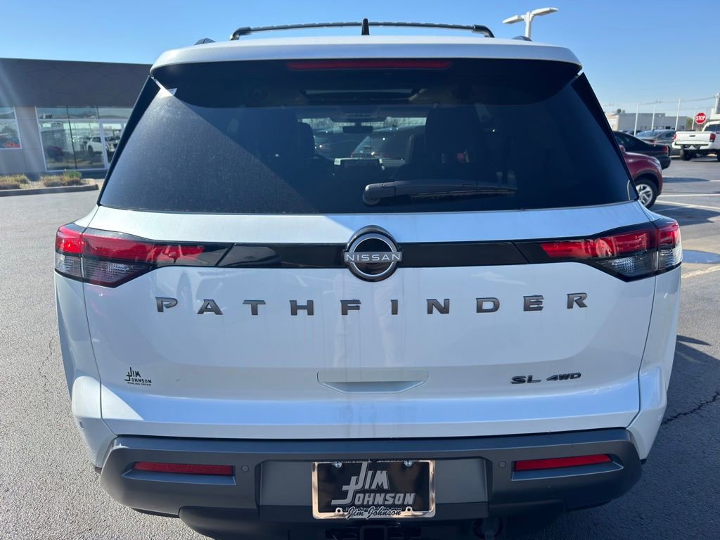 New 2026 Nissan Pathfinder SL w/ SL Premium Package image 4