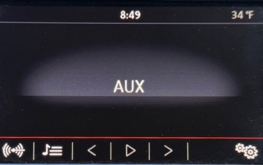 Used 2016 Volkswagen Tiguan S image 22