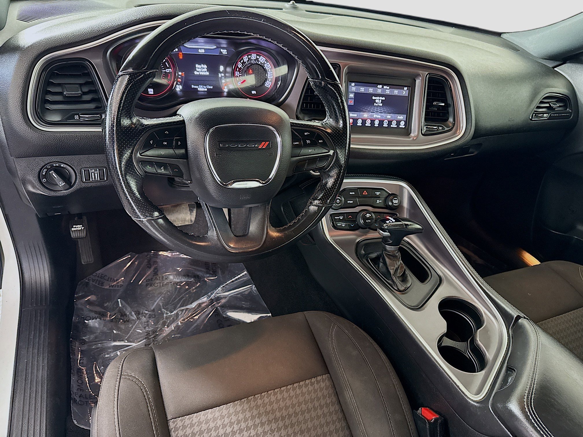 Used 2019 Dodge Challenger SXT w/ Blacktop Package image 17