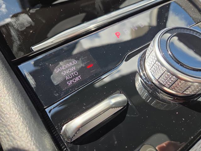 New 2025 Jeep Grand Cherokee L Limited w/ Luxury Tech Group II image 25