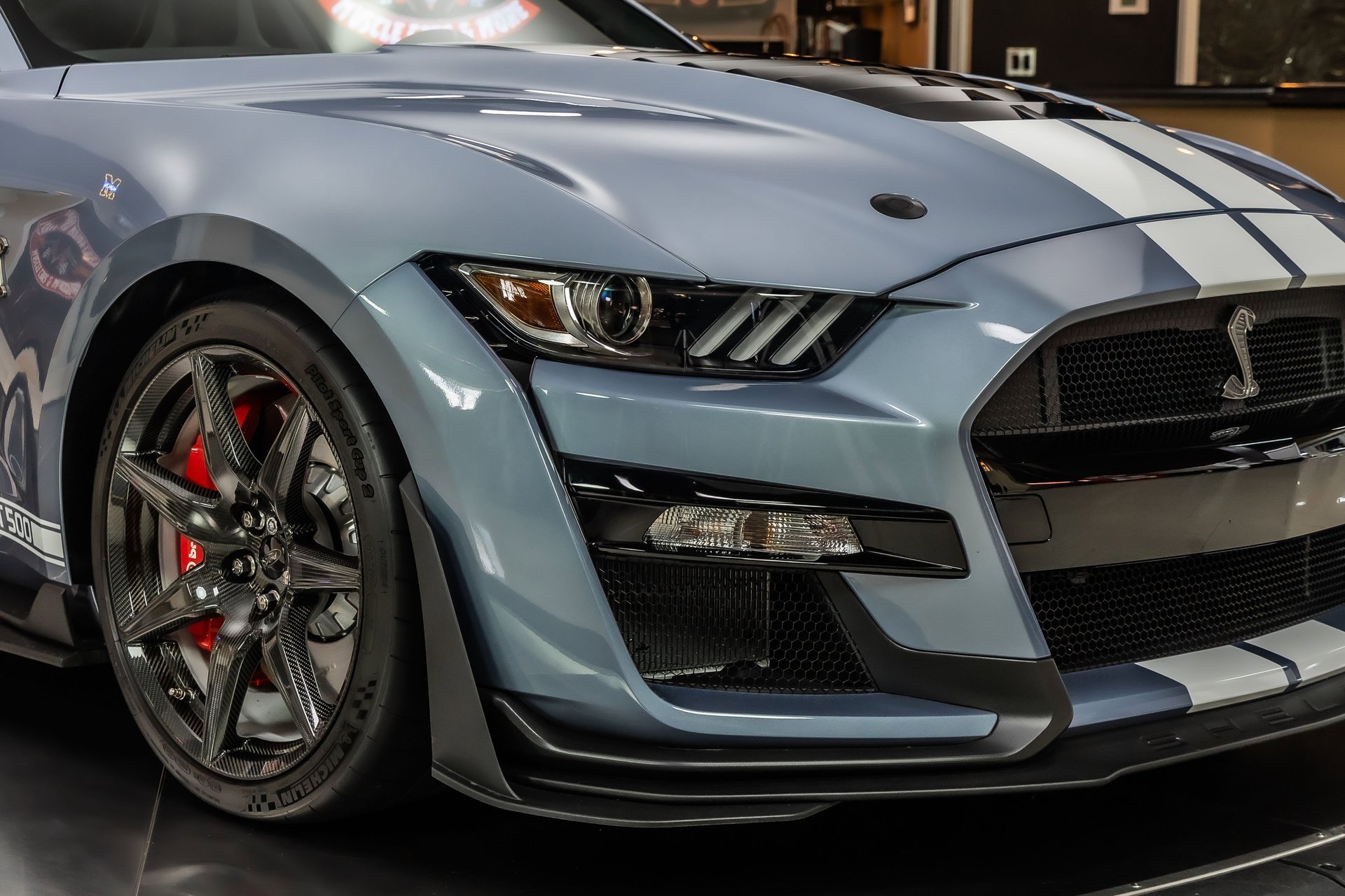 Used 2022 Ford Mustang Shelby GT500 w/ Carbon Fiber Track Pack RWD image 21