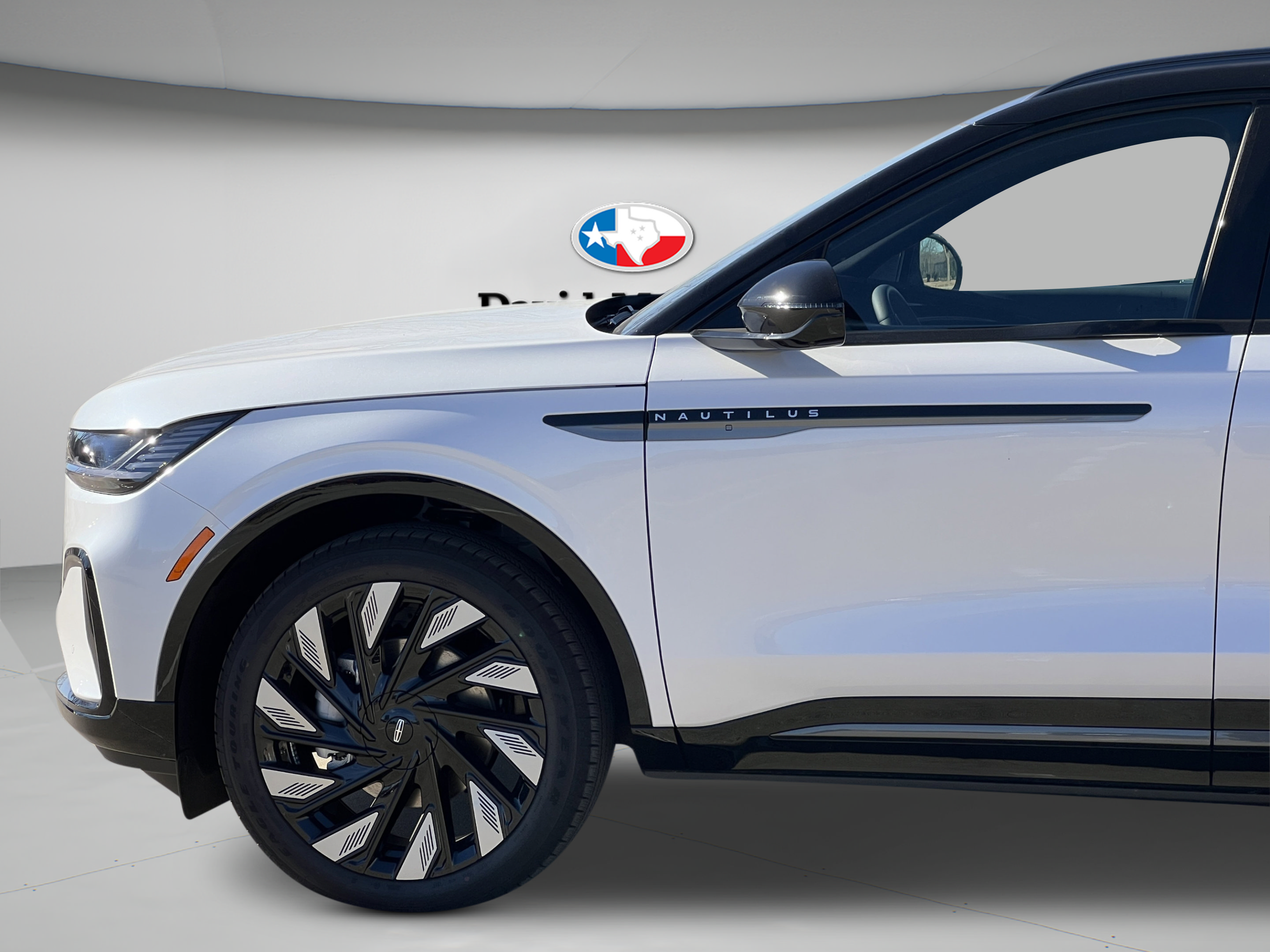 New 2026 Lincoln Nautilus Reserve w/ Jet Appearance Package AWD/4WD image 11