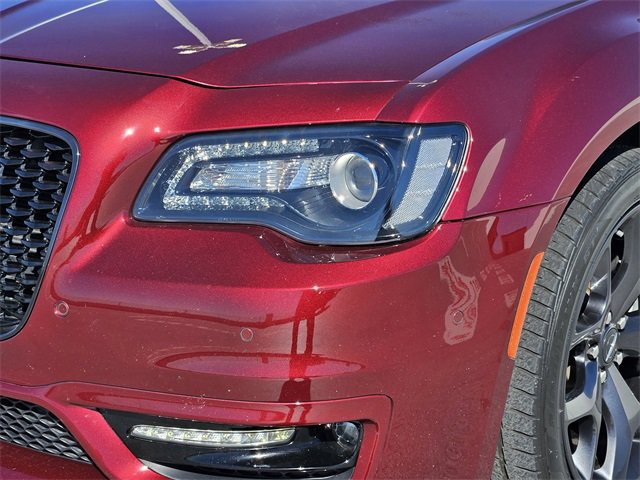 Used 2023 Chrysler 300 Touring L w/ Popular Equipment Group image 8