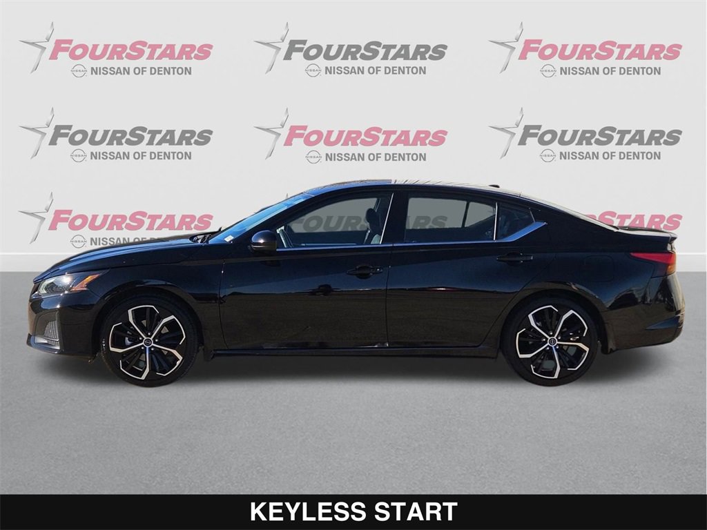 Used 2023 Nissan Altima 2.5 SR image 8