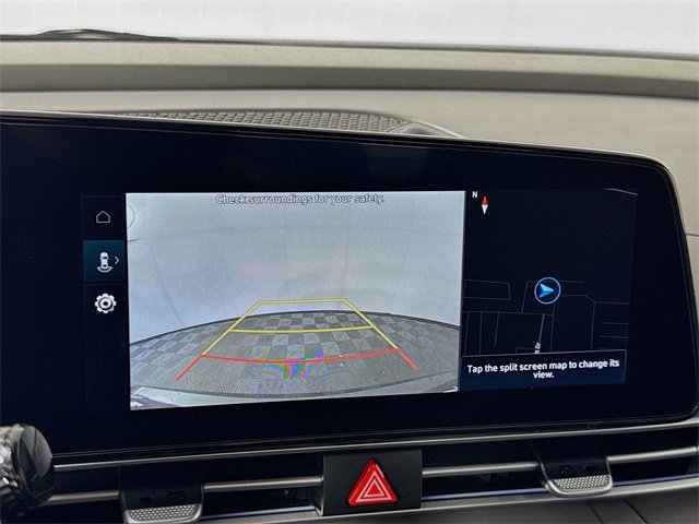 New 2025 Hyundai Elantra SEL image 18