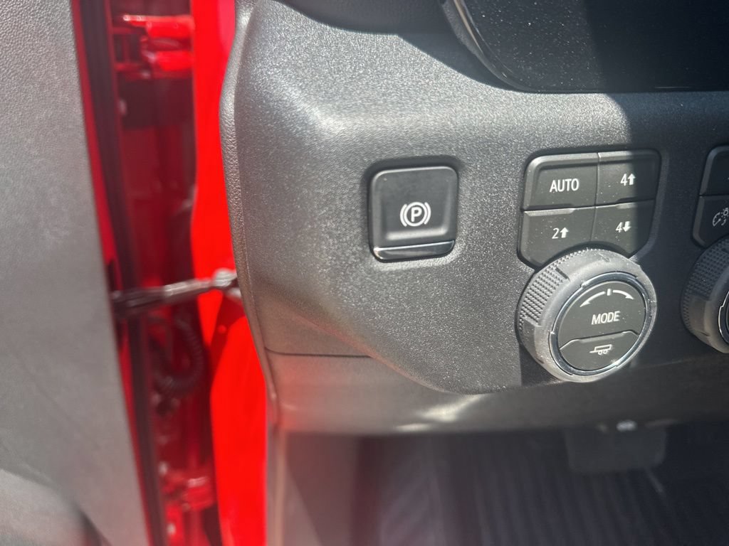 New 2026 Chevrolet Silverado 1500 LT w/ All Star Edition Plus AWD/4WD image 10