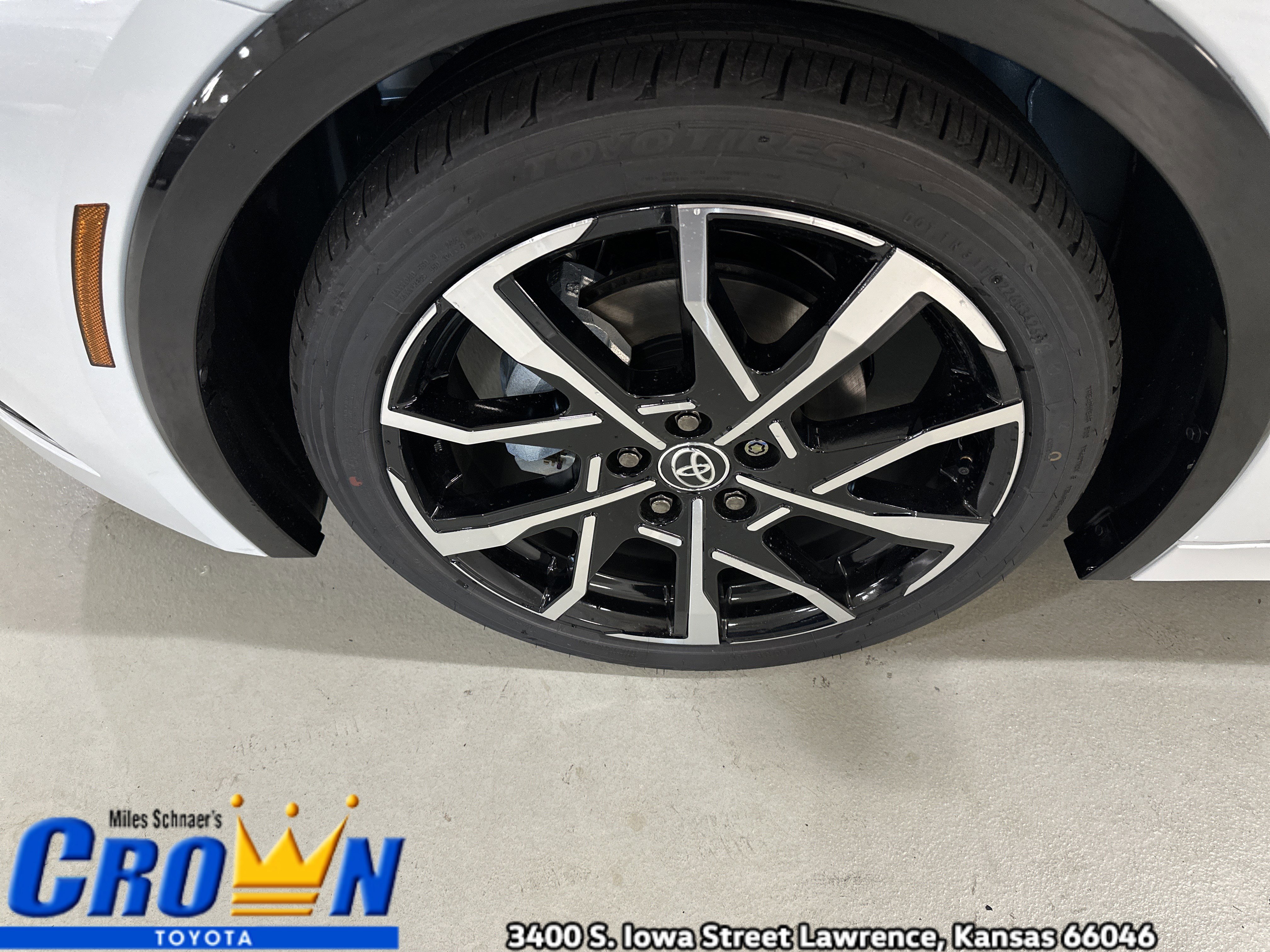 New 2026 Toyota Prius Plug-In Hybrid image 11