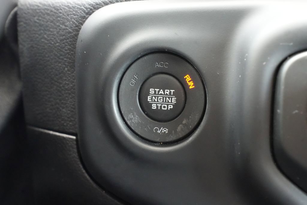 Used 2018 Jeep Wrangler Unlimited Sport S AWD/4WD image 13