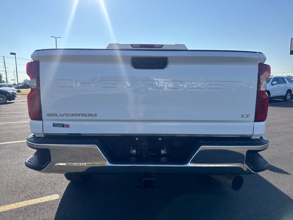 Used 2025 Chevrolet Silverado 2500 LT AWD/4WD image 5