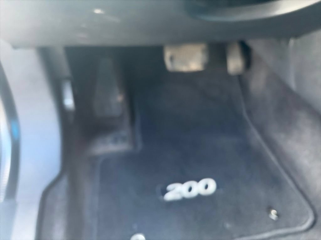 Used 2014 Chrysler 200 LX FWD image 14