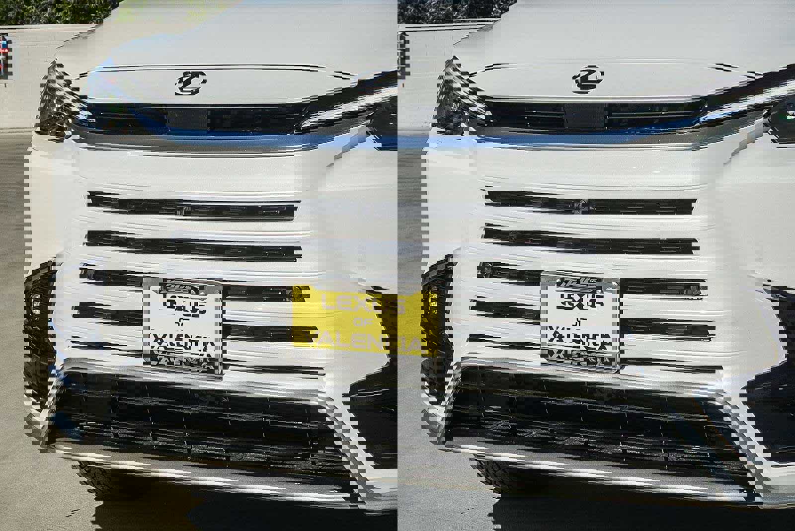 New 2026 Lexus TX 500h AWD image 8