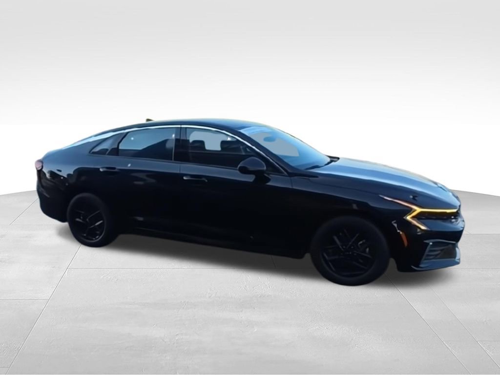 Used 2026 Kia K5 LXS FWD image 9