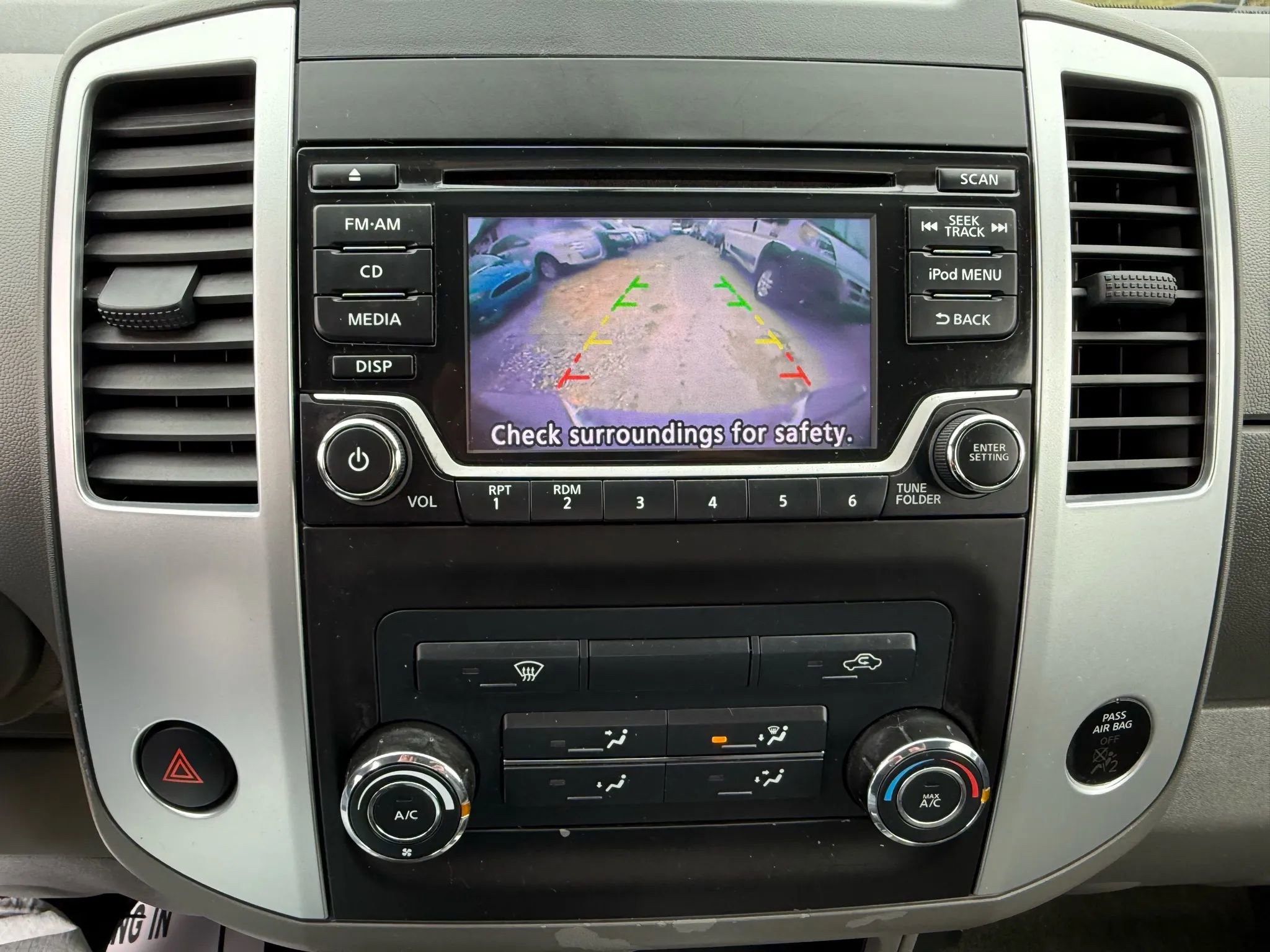 Used 2018 Nissan Frontier S image 12