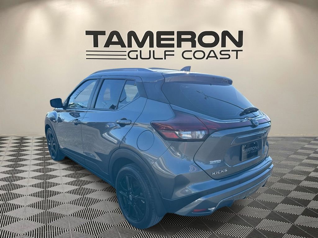 Used 2023 Nissan Kicks SV image 6