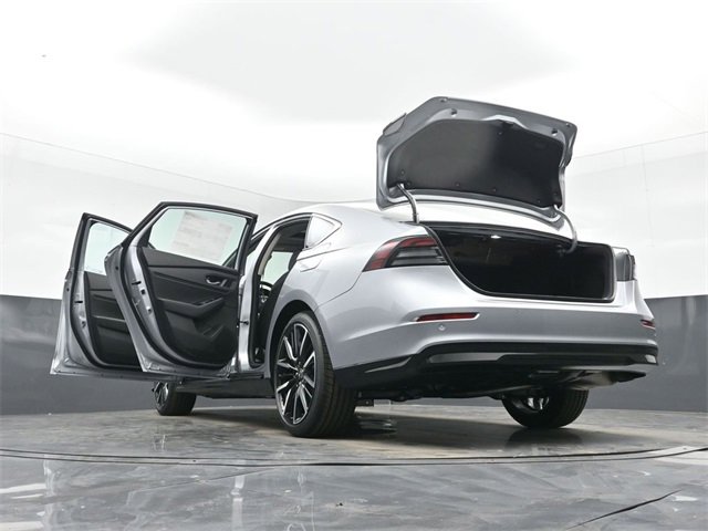 Used 2025 Honda Accord Touring image 53