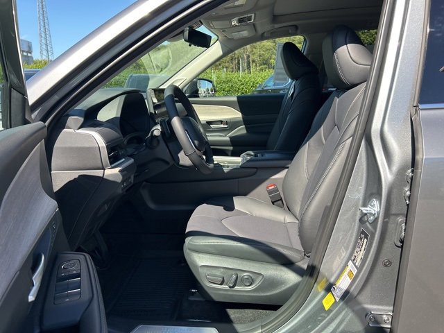 New 2026 Toyota Grand Highlander Platinum image 17