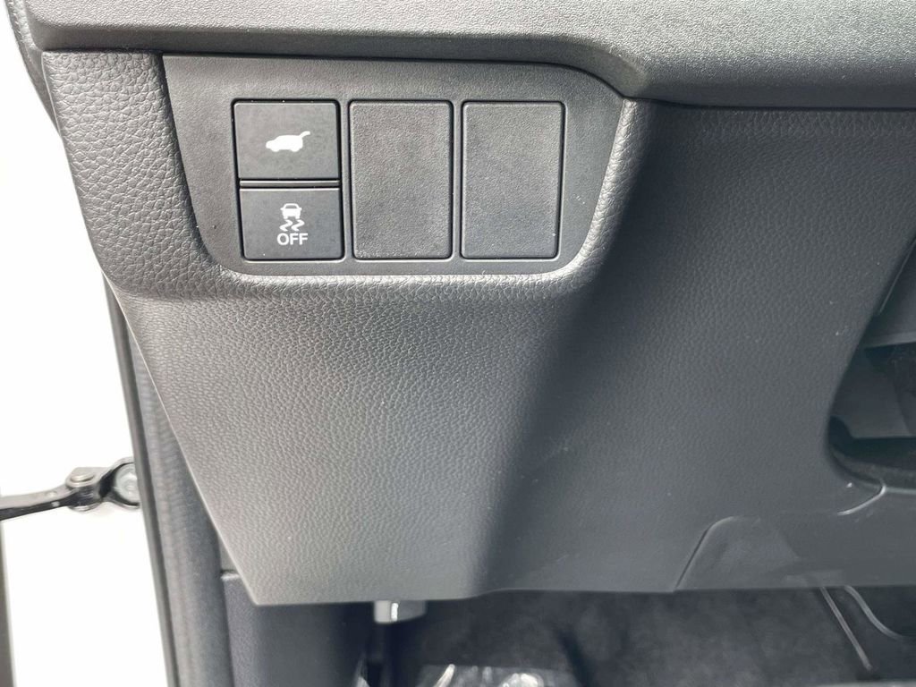 Used 2025 Honda CR-V Sport-L image 28