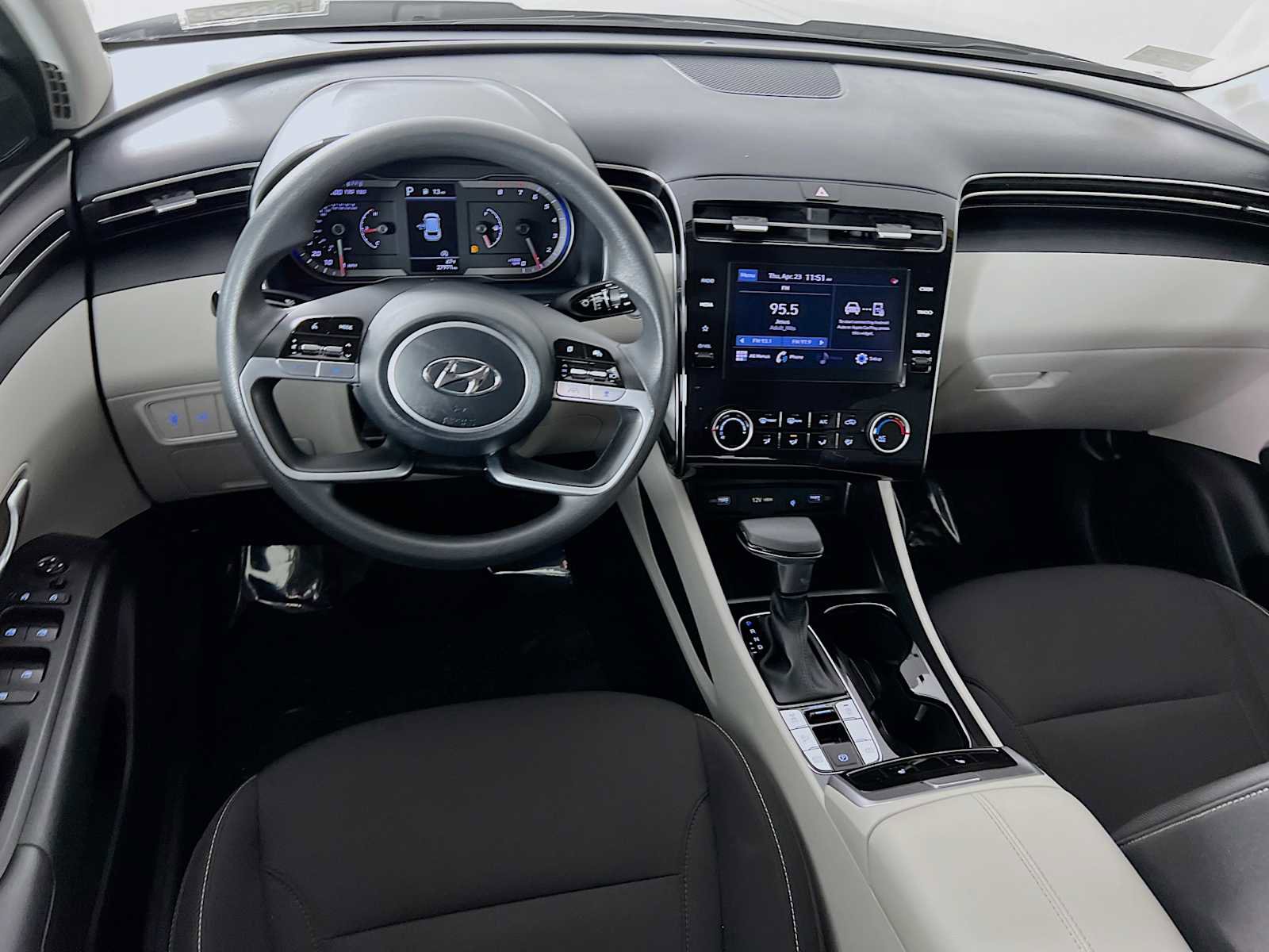 Certified 2023 Hyundai Tucson SEL AWD/4WD image 22