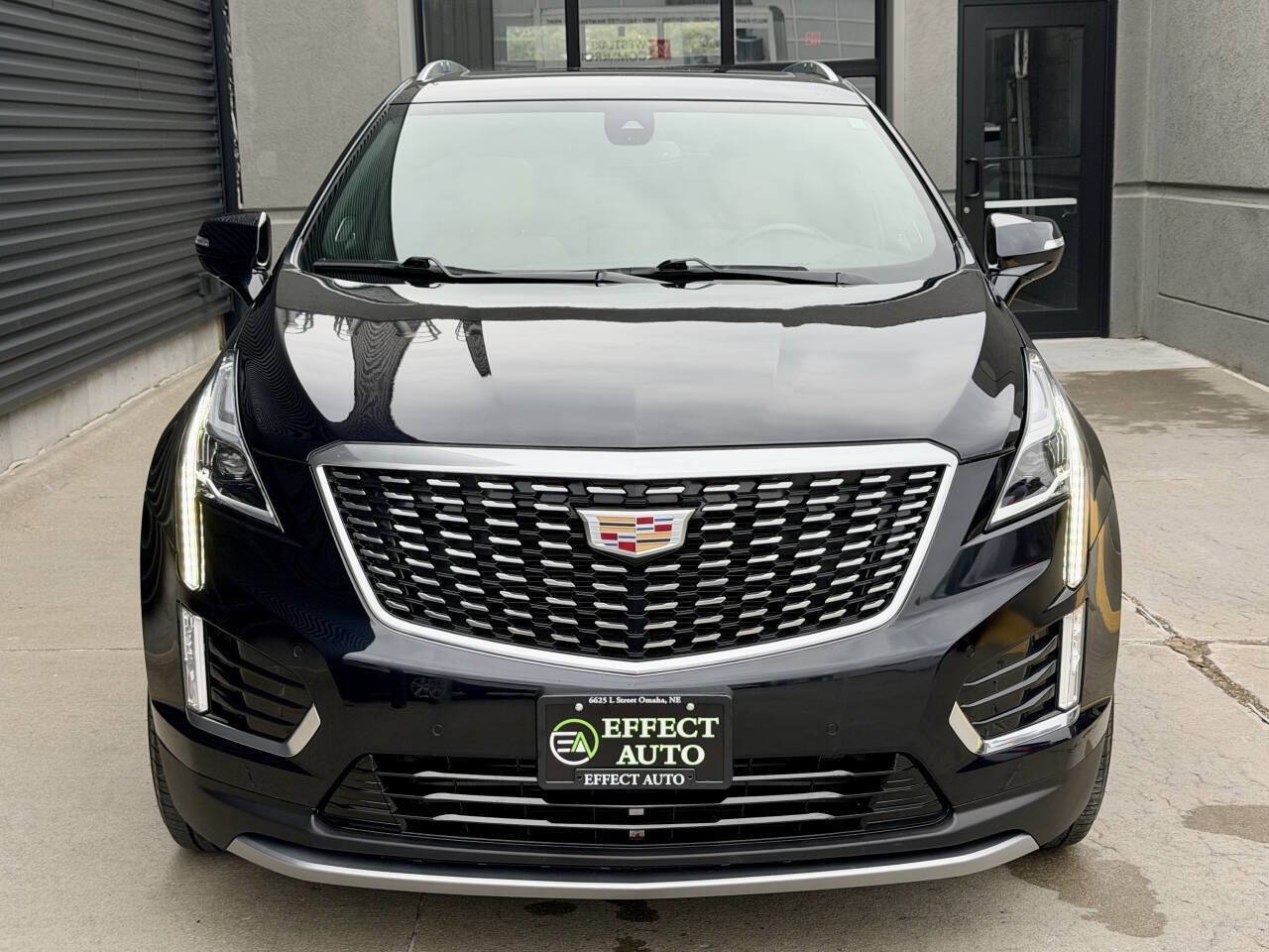 Used 2021 Cadillac XT5 Premium Luxury AWD/4WD image 4