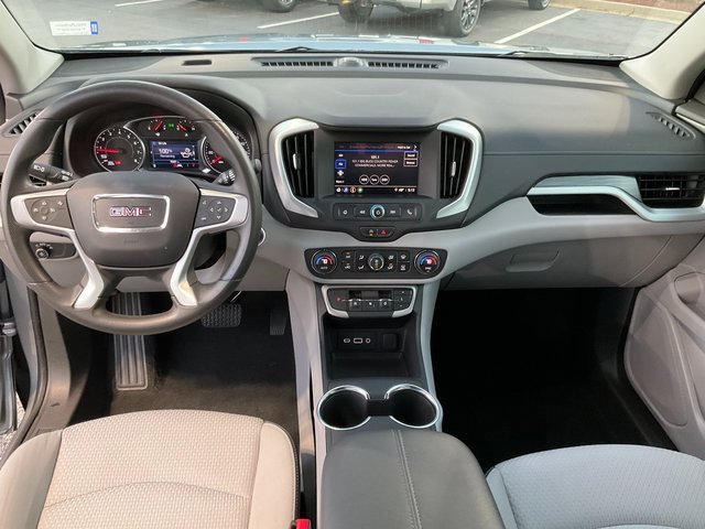 Certified 2023 GMC Terrain SLE w/ Driver Convenience Package image 4