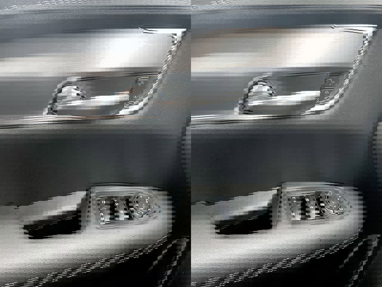 Certified 2024 Cadillac XT5 Luxury w/ LPO, Floor Liner Package image 30