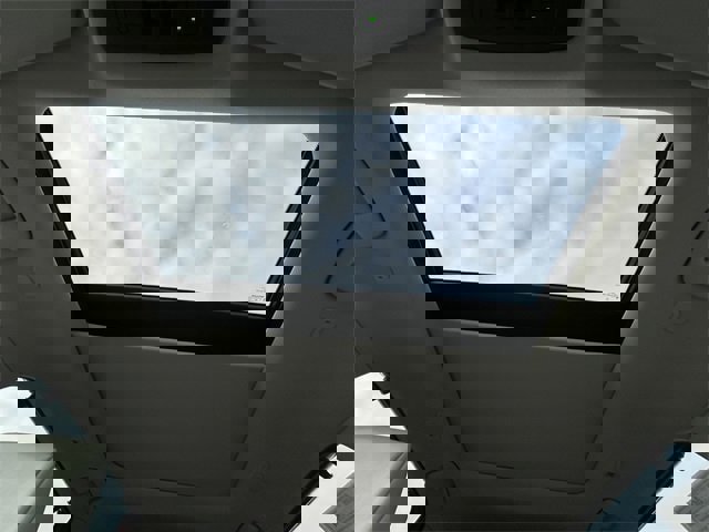 Used 2023 Nissan Rogue SV w/ SV Premium Package image 32