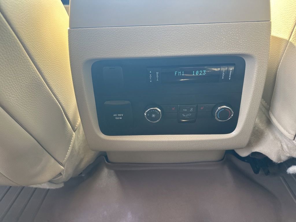 Used 2017 Ford Expedition EL Limited w/ Equipment Group 301A AWD/4WD image 15