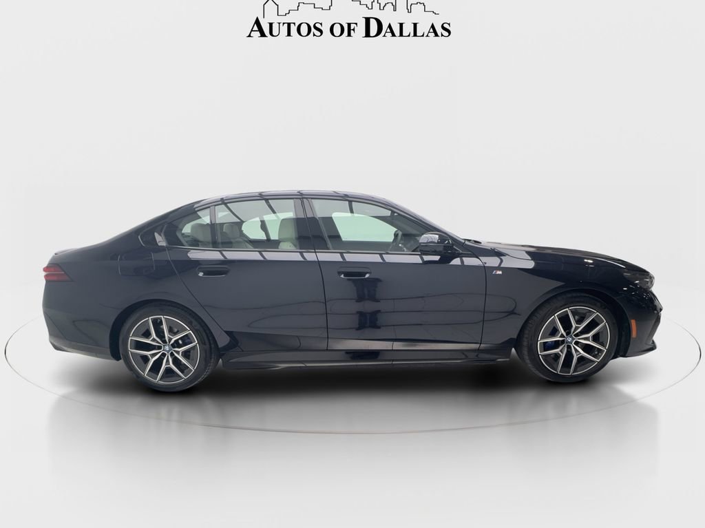 Used 2025 BMW i5 eDrive40i w/ Executive Package image 6