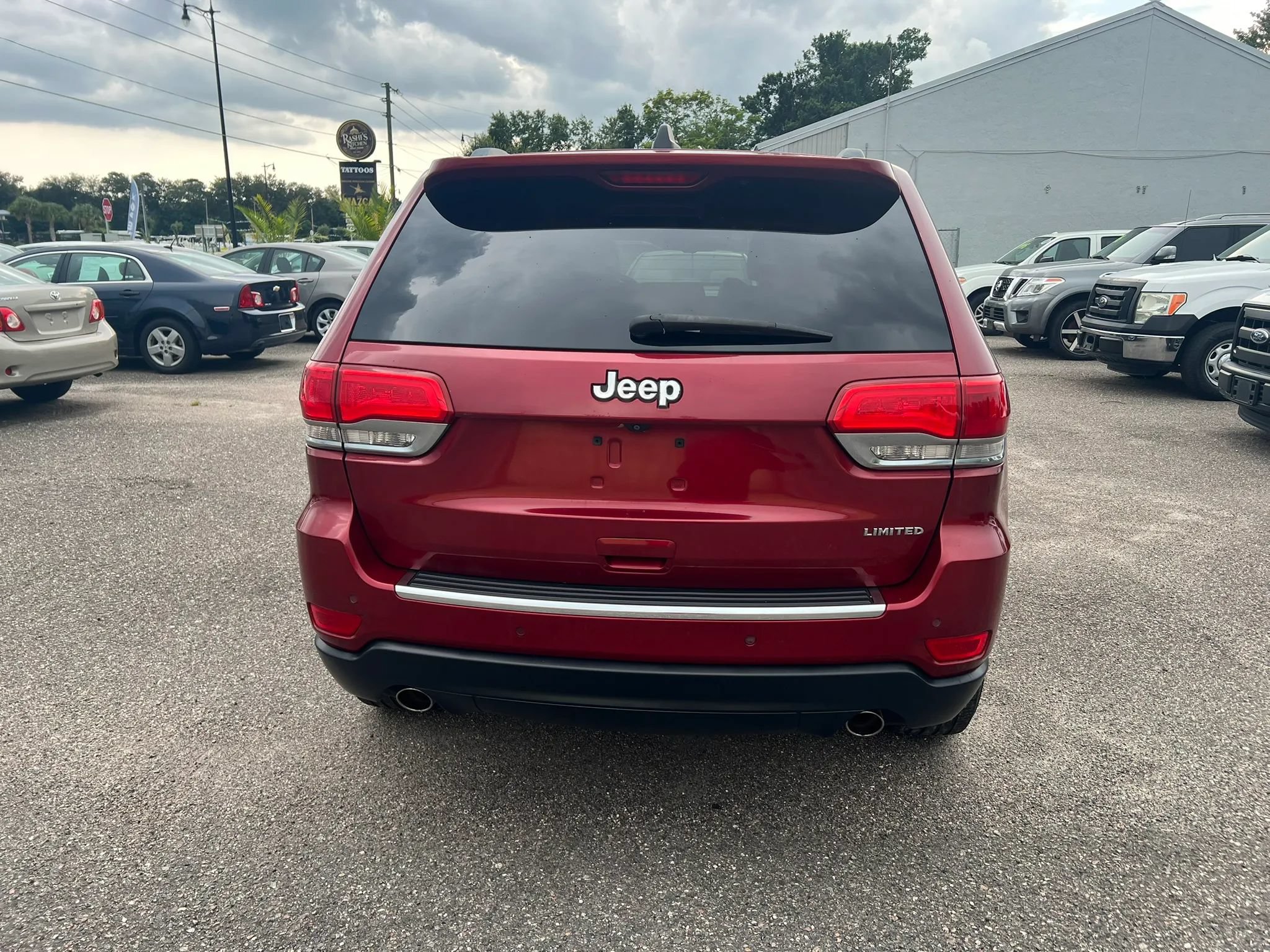 Used 2014 Jeep Grand Cherokee Limited RWD image 4
