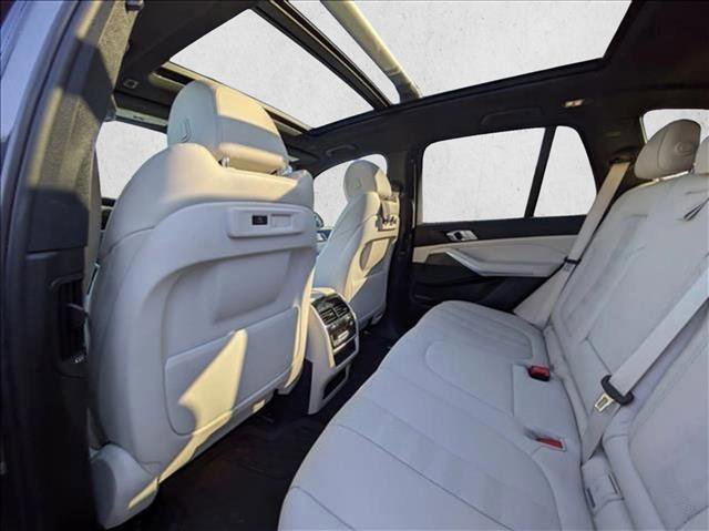 Used 2022 BMW X5 sDrive40i w/ Premium Package image 21
