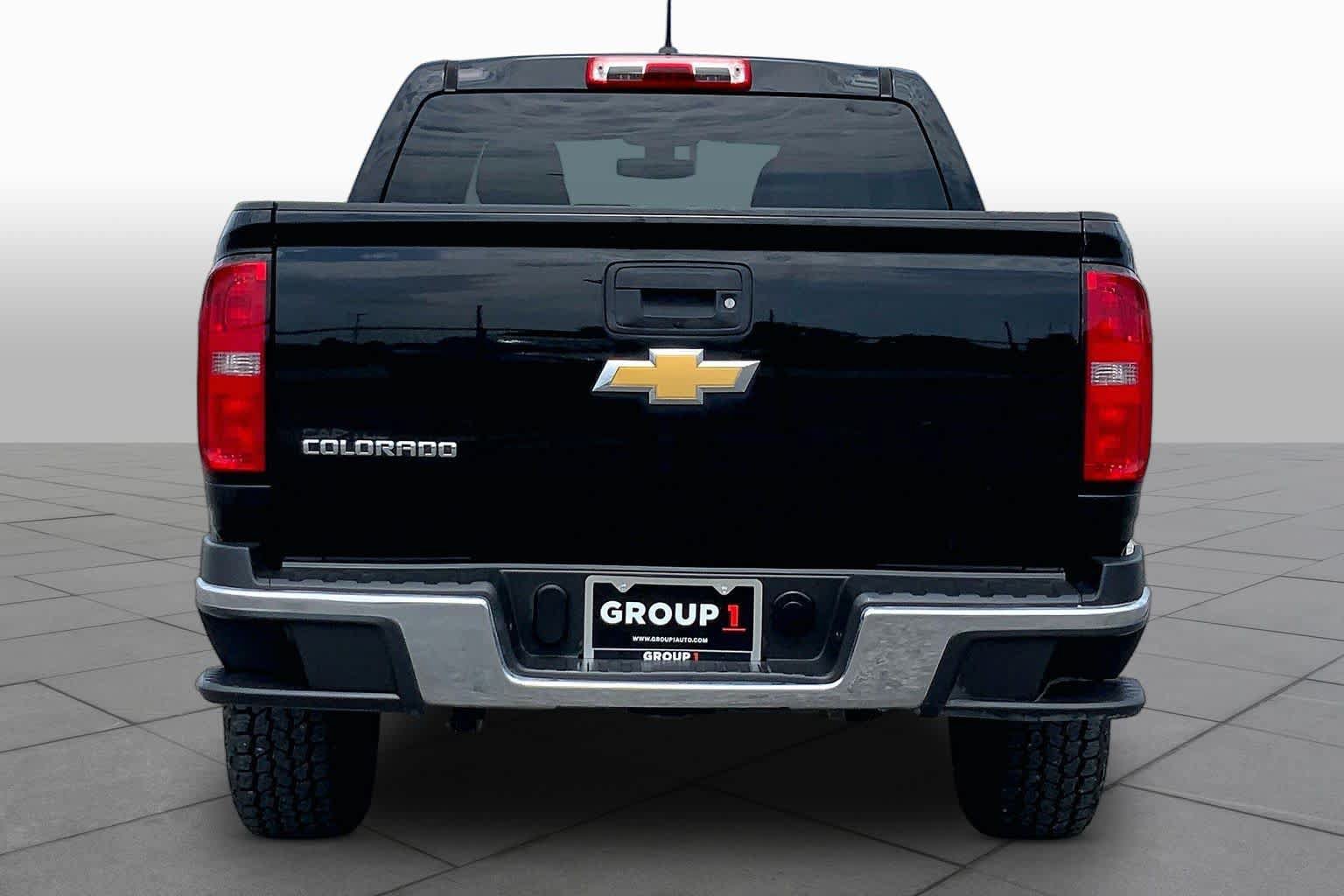 Used 2020 Chevrolet Colorado W/T w/ WT Convenience Package RWD image 5