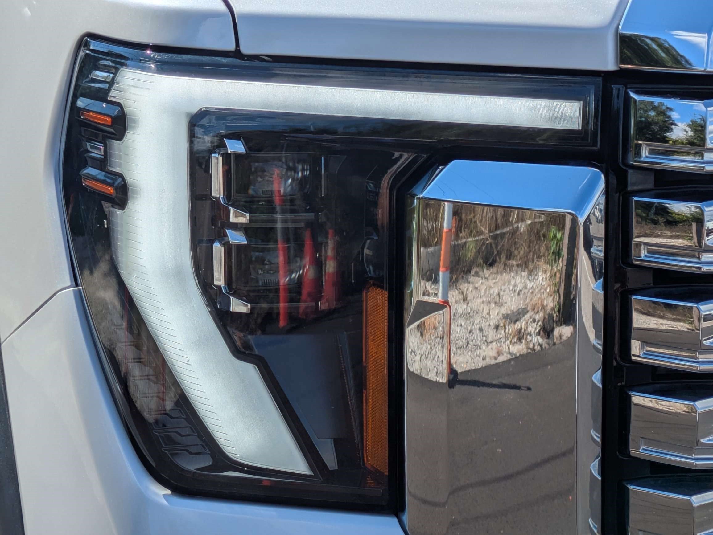 Used 2024 GMC Sierra 3500 Denali w/ Denali Reserve Package AWD/4WD image 9