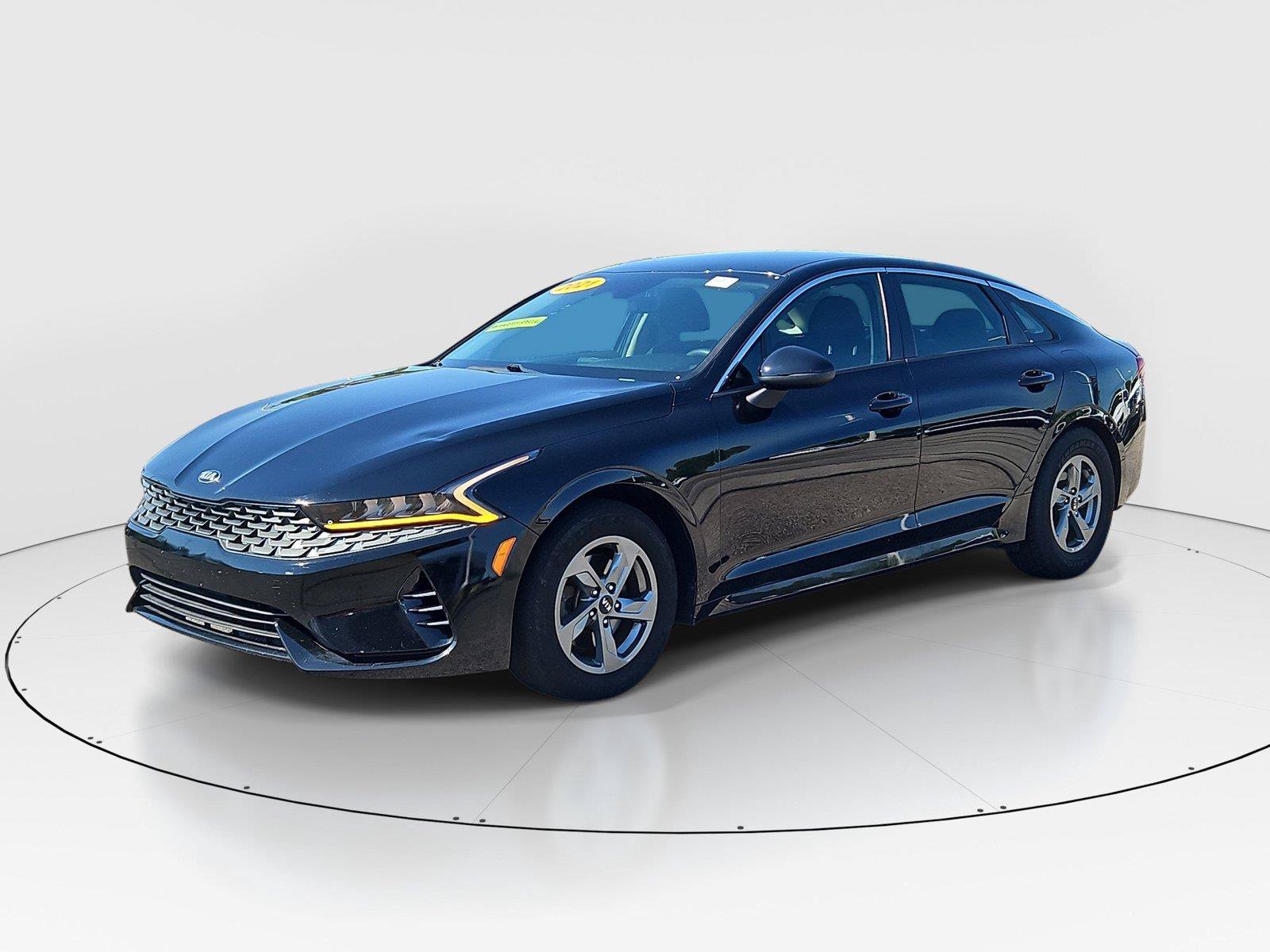 Used 2021 Kia K5 LXS FWD image 2