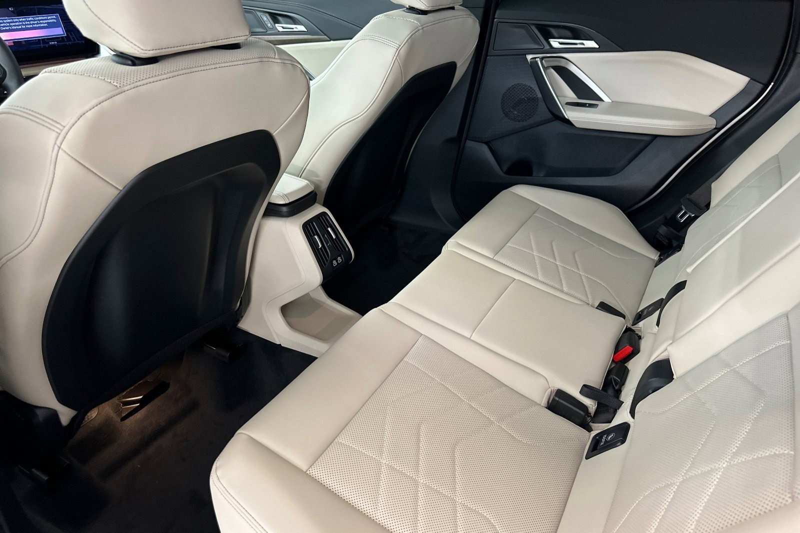 Used 2025 BMW X1 xDrive28i w/ Convenience Package image 15