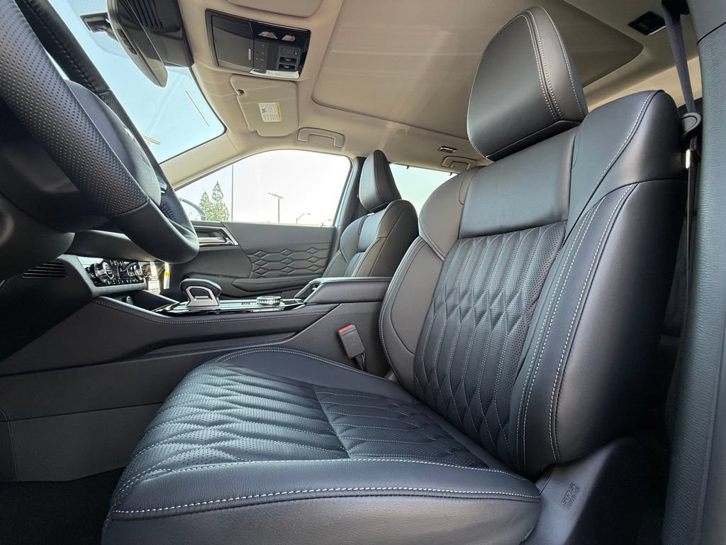 New 2026 Mitsubishi Outlander SEL AWD/4WD image 36