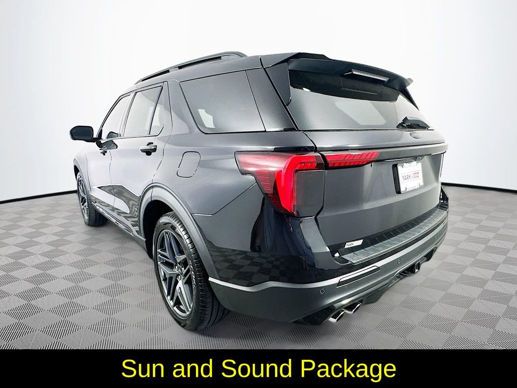Used 2025 Ford Explorer ST w/ Sun And Sound Package AWD/4WD image 7