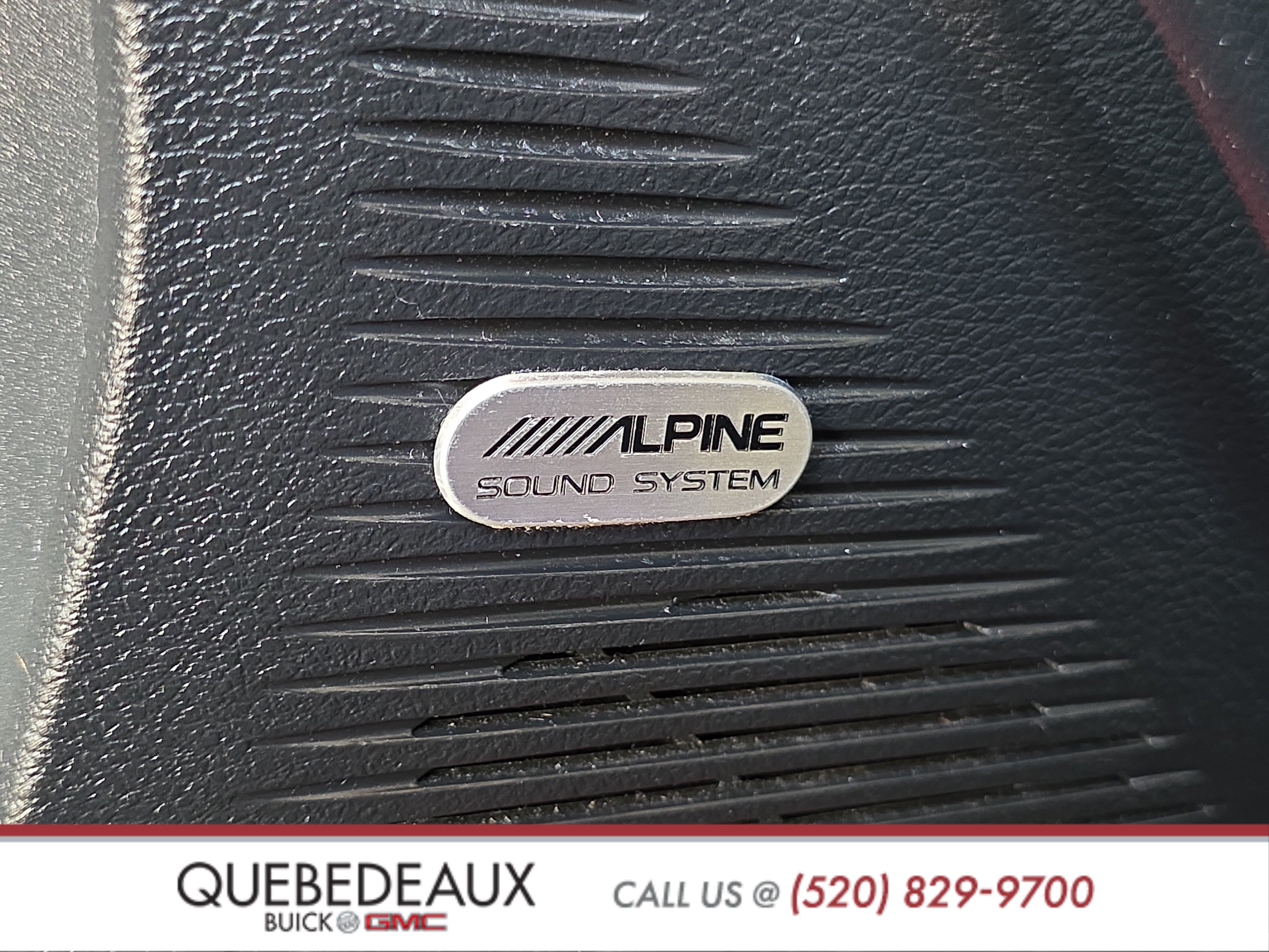 Used 2016 Dodge Challenger R/T Plus RWD image 10