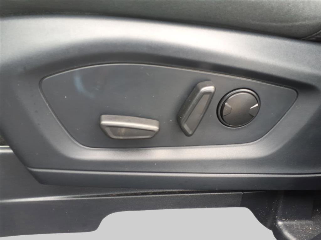 Used 2025 Ford Explorer Active image 13