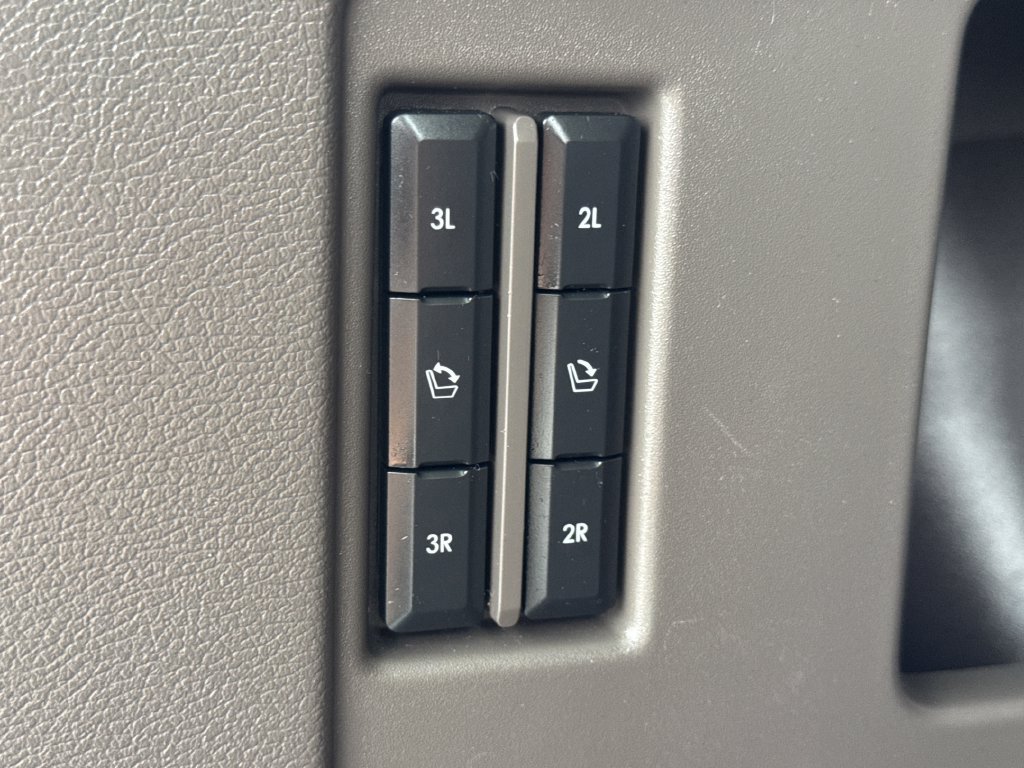 Used 2024 Lincoln Navigator Reserve AWD/4WD image 28