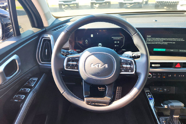 Used 2025 Kia Sorento SX AWD/4WD image 9
