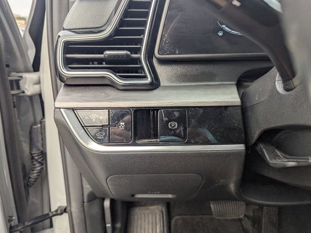 Used 2024 Kia Sportage X-Line w/ X-Line Premium Package image 22