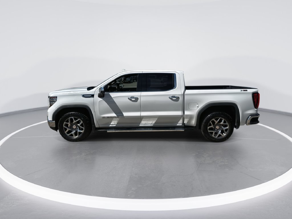 Certified 2022 GMC Sierra 1500 SLT AWD/4WD image 5