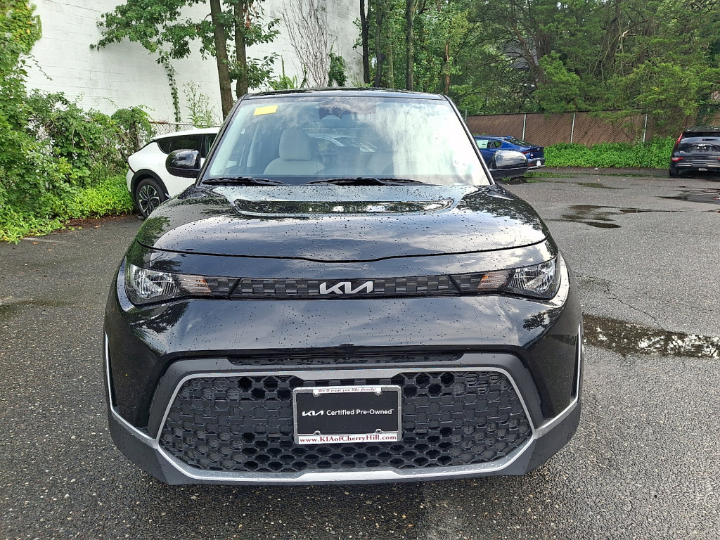 Used 2025 Kia Soul LX w/ LX Technology Package FWD image 10