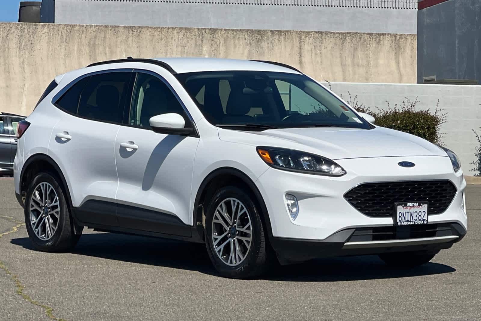 Used 2020 Ford Escape SEL image 5