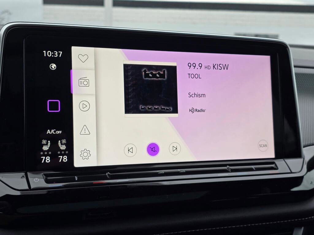 New 2026 Volkswagen Atlas Cross Sport SEL Premium R-Line image 29